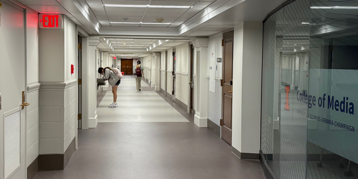 GH-Corridor-1stDayClasses-1200 Gregory Hall lower level corridor first day of classes Fall 2025
